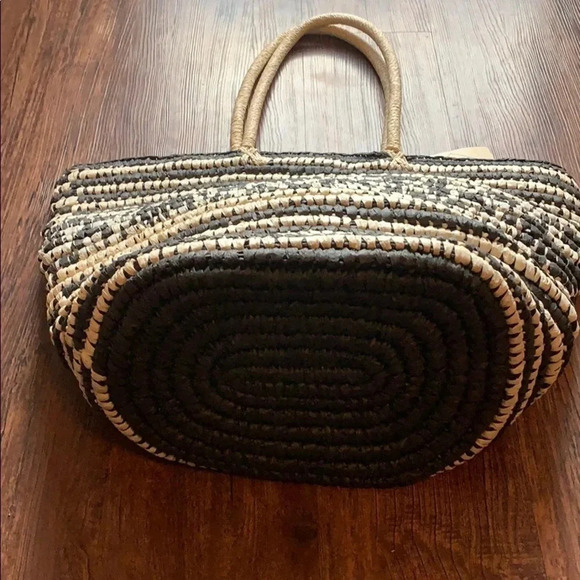 St. John’s Bay Straw Woven Tote Bag Black, Ivory, Natural NWT - Picture 2 of 14